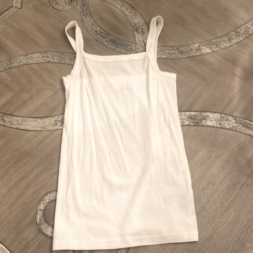 Old Navy White Ribbed Slim Fit Tank size S